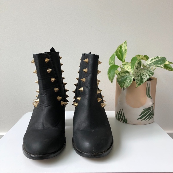 BLACK GOLD STUDDED BOOTS - Picture 2 of 7